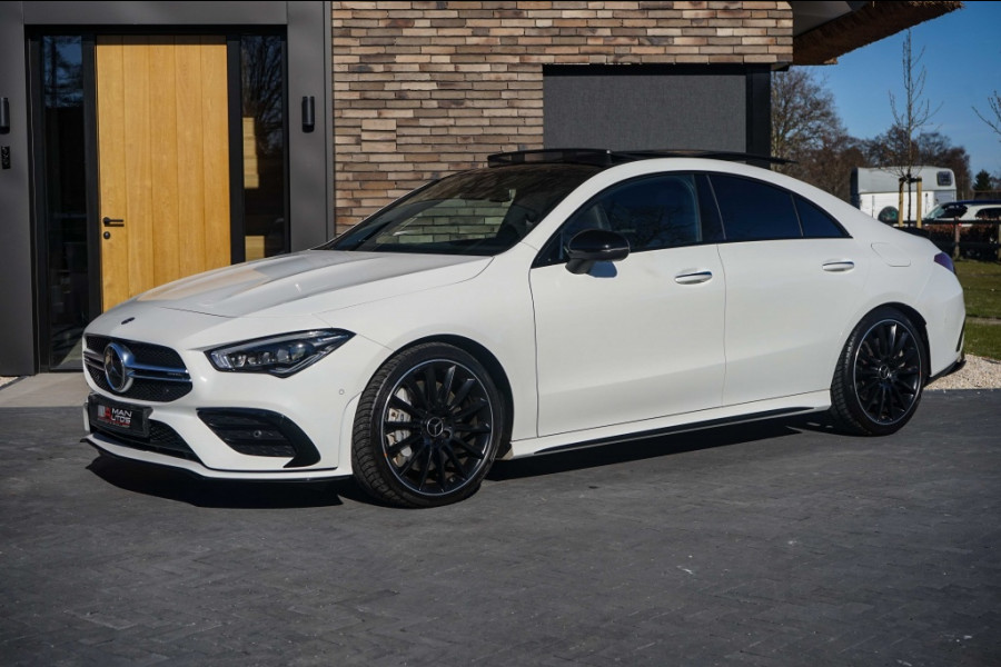 Mercedes-Benz CLA-Klasse AMG CLA 35 4Matic 306PK Pano/Aero/Night/Sfeer