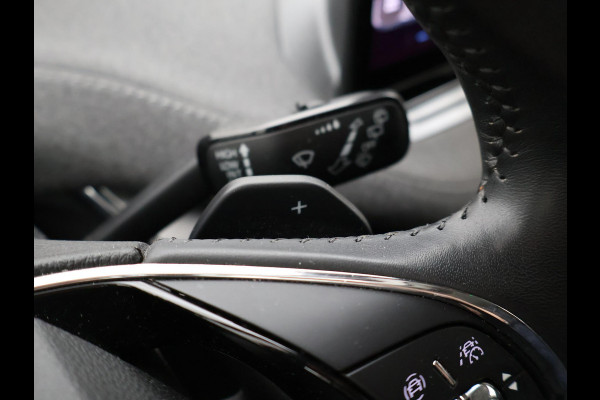 Škoda ENYAQ iV 80 - 204 PK + SFEERVERLICHTING | CAMERA | STUURWIELVERW. | CARPLAY