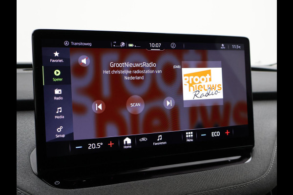 Škoda ENYAQ iV 80 - 204 PK + SFEERVERLICHTING | CAMERA | STUURWIELVERW. | CARPLAY