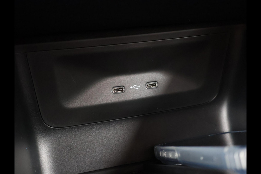 Škoda ENYAQ iV 80 - 204 PK + SFEERVERLICHTING | CAMERA | STUURWIELVERW. | CARPLAY