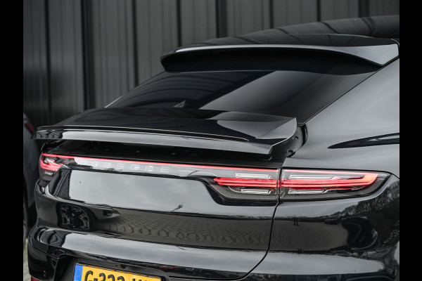 Porsche Cayenne Coupé 3.0 E-Hybrid · Sport chrono · NL-auto · Panoramadak · Bose sound · Keyless · 360 Camera · 4 Wheel steering · Adaptive cruise · M