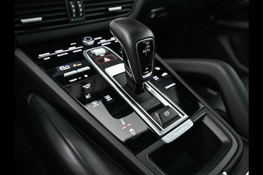 Porsche Cayenne Coupé 3.0 E-Hybrid · Sport chrono · NL-auto · Panoramadak · Bose sound · Keyless · 360 Camera · 4 Wheel steering · Adaptive cruise · M