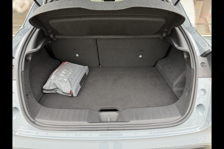 Nissan Juke 1.6 Hybrid N-Connecta Automaat / Keyless / Carplay / Camera / Navi / 17" LM /