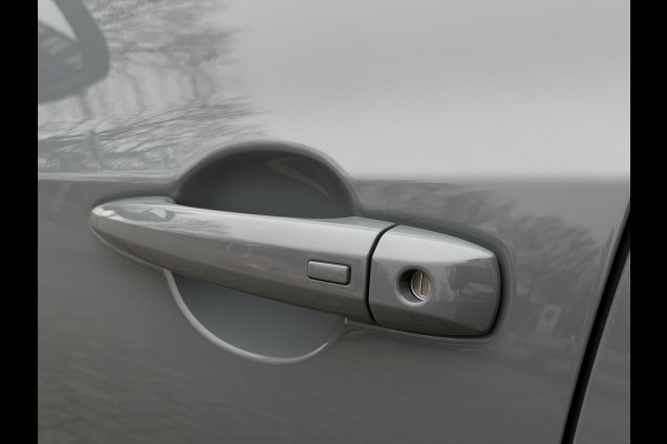 Nissan Juke 1.6 Hybrid N-Connecta Automaat / Keyless / Carplay / Camera / Navi / 17" LM /