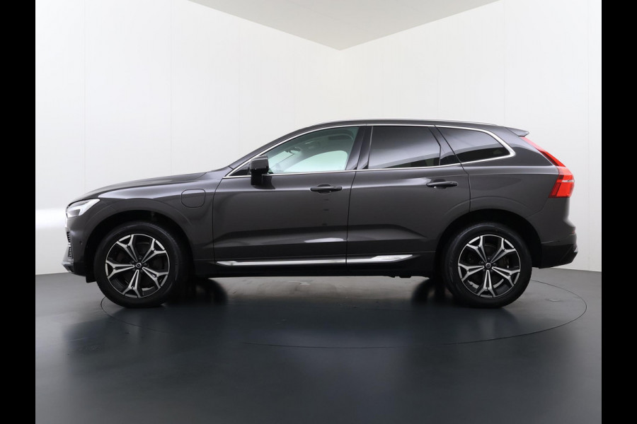 Volvo XC60 2.0 T6 Plug-in hybrid AWD Inscription Expression VAN: 41.900,- VOOR: 37770,- UW EINDEJAARSVOORDEEL: 4,130,- Mega Vol! 360° Camera | Harman Kardon | Leder | Stoel+Stuurverwarming | Panoramadak | Trekhaak | 12 mnd Bovag Garantie