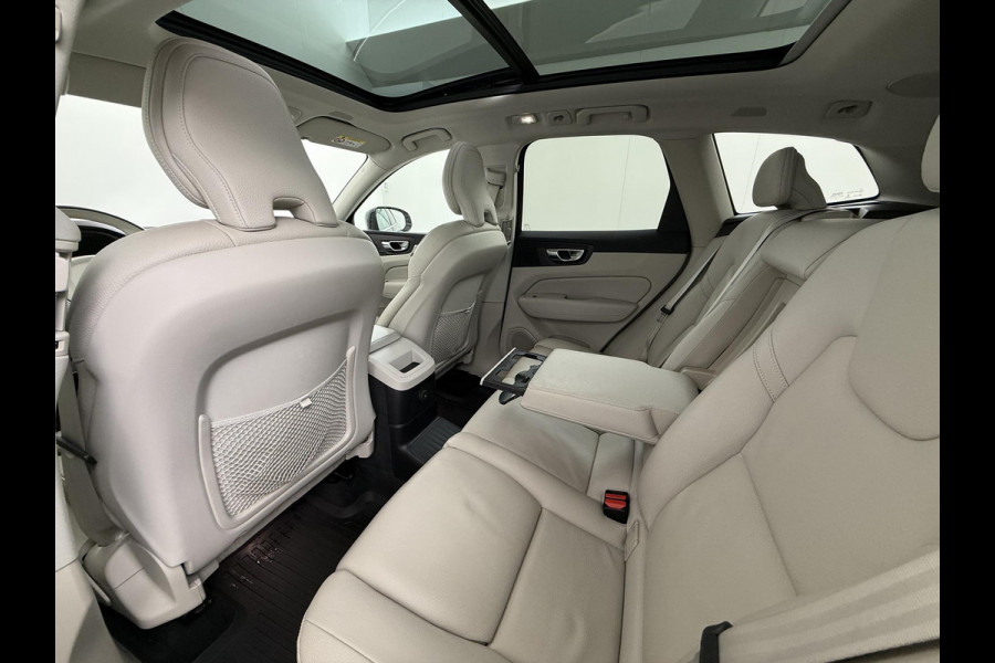 Volvo XC60 2.0 T6 Plug-in hybrid AWD Inscription Expression VAN: 41.900,- VOOR: 37770,- UW EINDEJAARSVOORDEEL: 4,130,- Mega Vol! 360° Camera | Harman Kardon | Leder | Stoel+Stuurverwarming | Panoramadak | Trekhaak | 12 mnd Bovag Garantie