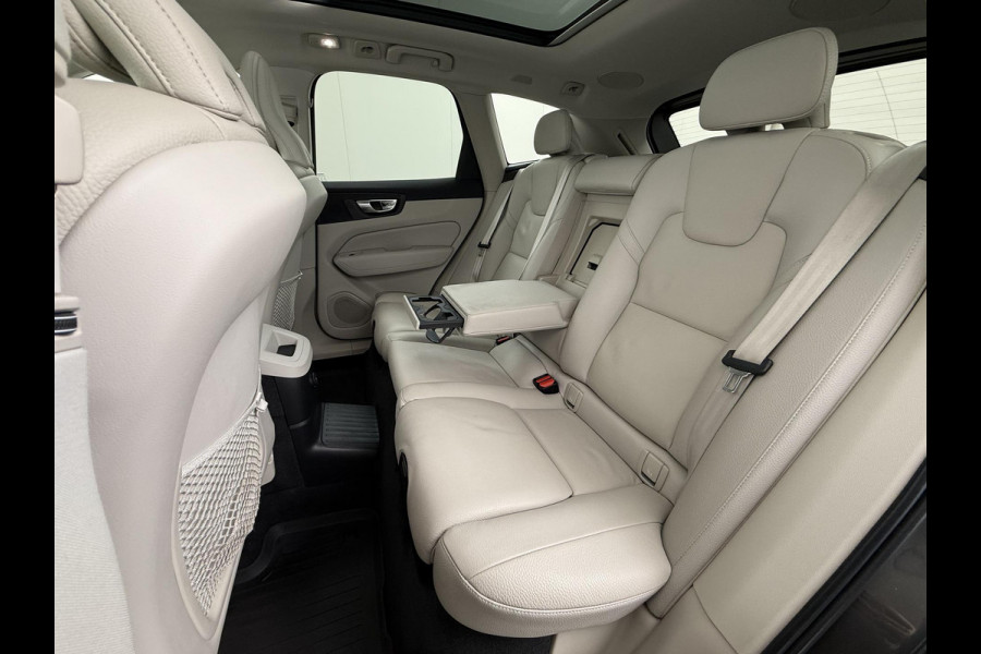 Volvo XC60 2.0 T6 Plug-in hybrid AWD Inscription Expression VAN: 41.900,- VOOR: 37770,- UW EINDEJAARSVOORDEEL: 4,130,- Mega Vol! 360° Camera | Harman Kardon | Leder | Stoel+Stuurverwarming | Panoramadak | Trekhaak | 12 mnd Bovag Garantie