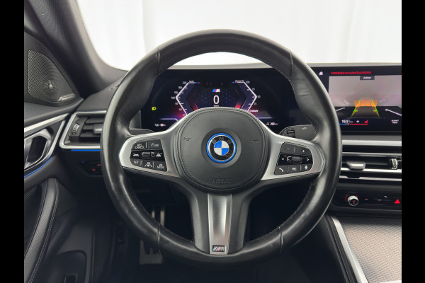 BMW i4 eDrive40 M-Sport High Executive 84 kWh (3-Fase) [SOH-97%] (INCL-BTW)  Aut *FULL-LEATHER | HEAD UP | FULL-LED | HARMAN/KARDON-AUDIO | ADAPTIVE-CRUISE |  ADAPTIVE-CRUISE | WIDESCREEN-COCKPIT | DAB+ | TOPVIEW | AMBIENT-LIGHT | CARPLAY | HEATED-SPORTSEA
