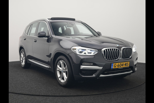 BMW X3 sDrive20i High Executive 184pk Dealer O.H. 34.624 KM | Panodak | Head Up | Camera | Lederen Sportstoelen Verwarmd | Keyless | Navigatie | Cruise Control | DAB |