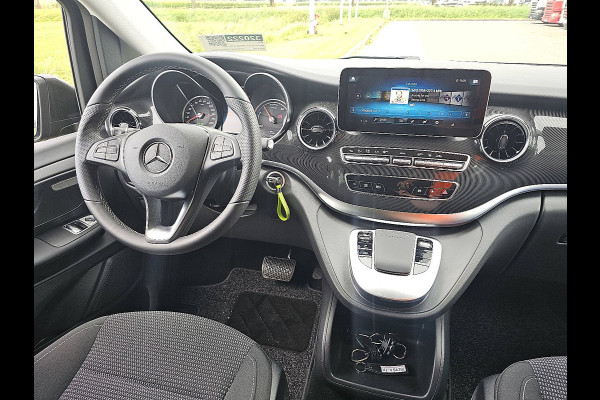 Mercedes-Benz Eqv 300 L3 90 kWh 8-Persoons Mbux + Navi Elektrische-Zijdeuren LED Bumpers-Kleur!