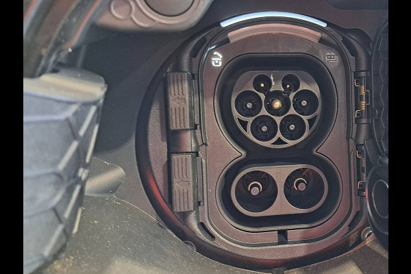Mercedes-Benz Eqv 300 L3 90 kWh 8-Persoons Mbux + Navi Elektrische-Zijdeuren LED Bumpers-Kleur!