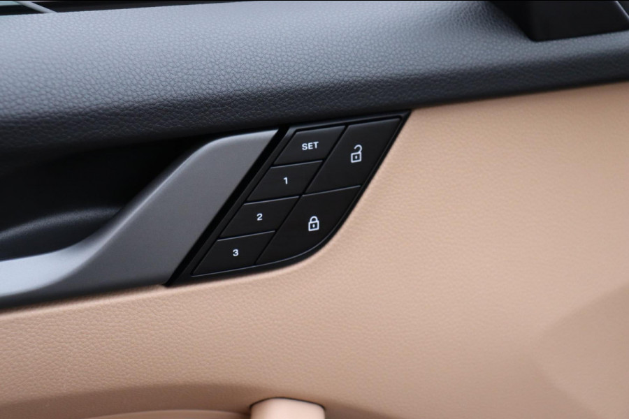 Porsche 911 Cabrio 3.0 Carrera org.NL Sport Chrono Surroundview