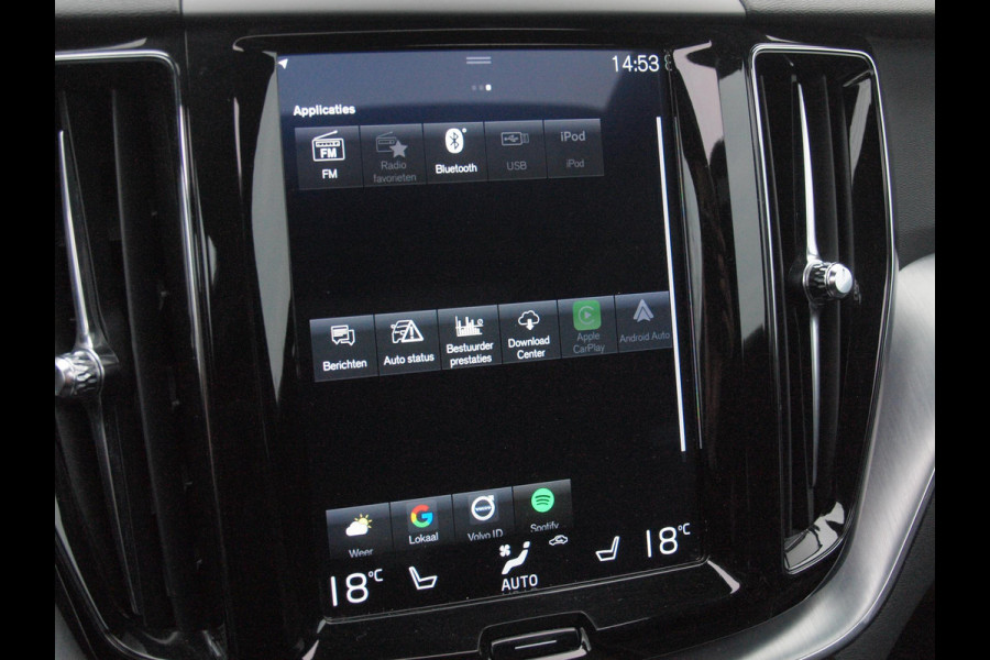 Volvo XC60 2.0 T8 Twin Engine AWD Inscription | Trekhaak | Luchtvering | Panoramadak | Black Edition |