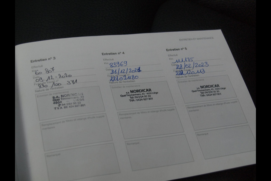 Volvo XC60 2.0 T8 Twin Engine AWD Inscription | Trekhaak | Luchtvering | Panoramadak | Black Edition |