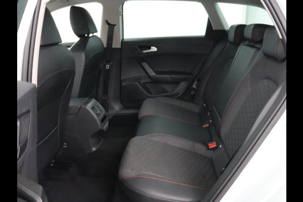 Seat Leon 1.4 TSI e-Hybrid FR | Trekhaak | Stoelverwarming | Camera | Adaptive cruise | Carplay | Navigatie | Full LED | Park Assist | Climate control | Bluetooth | PHEV | Plug In