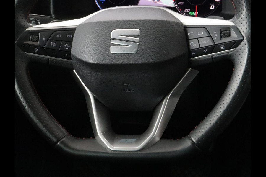 Seat Leon 1.4 TSI e-Hybrid FR | Trekhaak | Stoelverwarming | Camera | Adaptive cruise | Carplay | Navigatie | Full LED | Park Assist | Climate control | Bluetooth | PHEV | Plug In