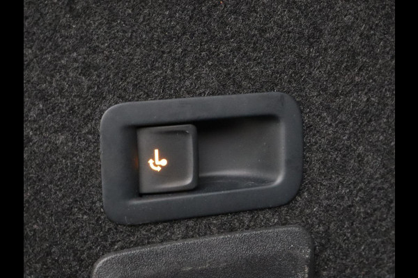 Seat Leon 1.4 TSI e-Hybrid FR | Trekhaak | Stoelverwarming | Camera | Adaptive cruise | Carplay | Navigatie | Full LED | Park Assist | Climate control | Bluetooth | PHEV | Plug In