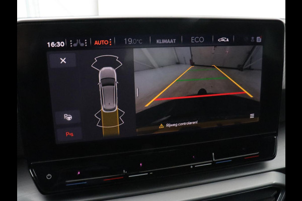 Seat Leon 1.4 TSI e-Hybrid FR | Trekhaak | Stoelverwarming | Camera | Adaptive cruise | Carplay | Navigatie | Full LED | Park Assist | Climate control | Bluetooth | PHEV | Plug In