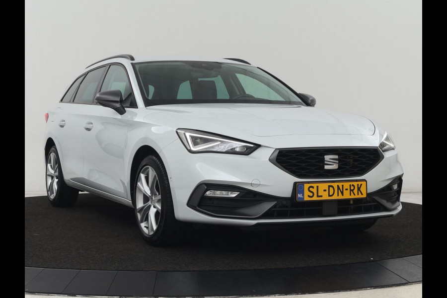 Seat Leon 1.4 TSI e-Hybrid FR | Trekhaak | Stoelverwarming | Camera | Adaptive cruise | Carplay | Navigatie | Full LED | Park Assist | Climate control | Bluetooth | PHEV | Plug In