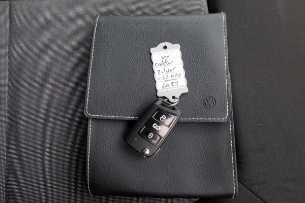 Volkswagen Crafter 35 2.0 TDI 177pk L3H3 (L2H2) Highline LED/ACC/Inrichting 06-2018