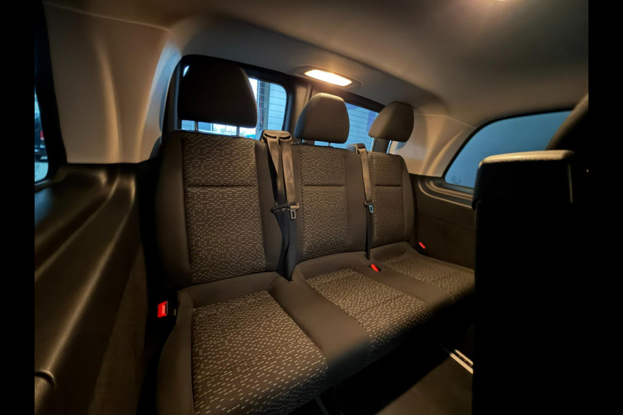 Mercedes-Benz EVITO TOURER PRO L3 XL 9-pers - 2+2+2+3 - e-Vito - Incl. Garantie