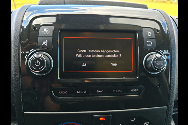 Peugeot Boxer 330 2.2 BlueHDi L2 H2 - 120 Pk - Euro 6 - Navi - ParkeerCamera - Airco - Cruise Control