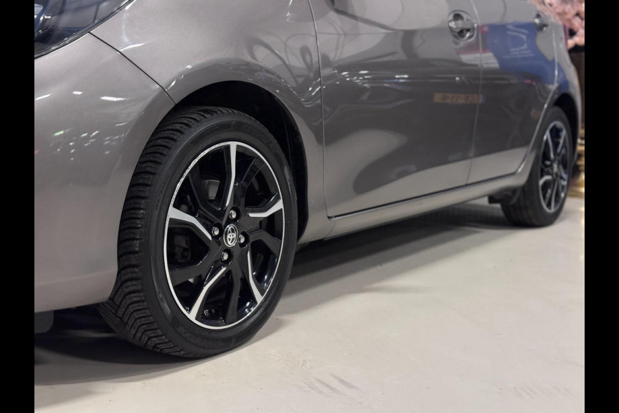 Toyota Yaris 1.3 VVT-i Dynamic AUT. | CAMERA | CLIMA