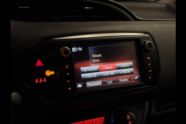 Toyota Yaris 1.3 VVT-i Dynamic AUT. | CAMERA | CLIMA