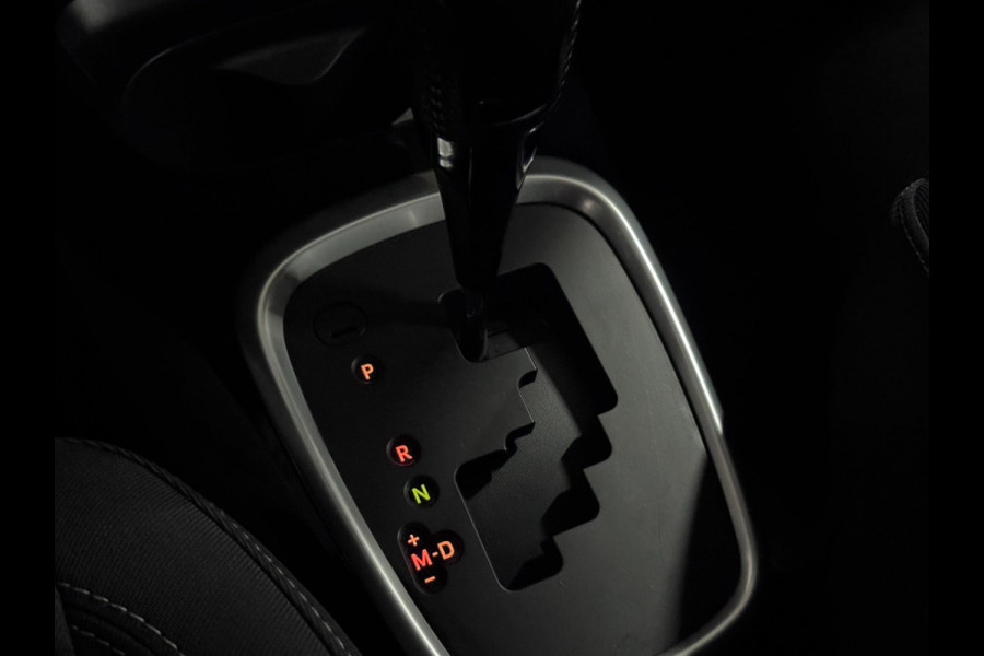 Toyota Yaris 1.3 VVT-i Dynamic AUT. | CAMERA | CLIMA