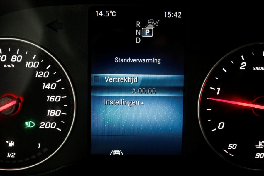 Mercedes-Benz Sprinter 419 CDI 190pk L2H2 4x4 A4M 9G Automaat ACC/LED/Draaistoelen/360° Camera NIEUW 06-2024