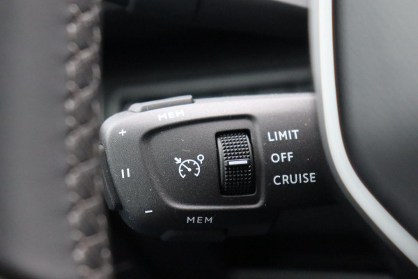 Peugeot 5008 1.2 PureTech Allure Pack Business 7-persoons org.NL h.leer+verw camera