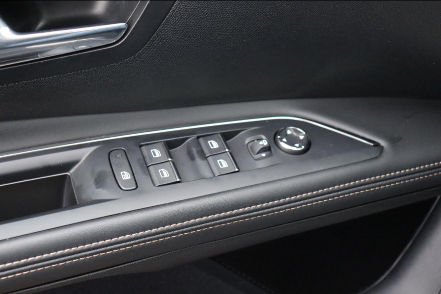 Peugeot 5008 1.2 PureTech GT Line 7-persoons org. NL-auto schuifdak camera el.klep
