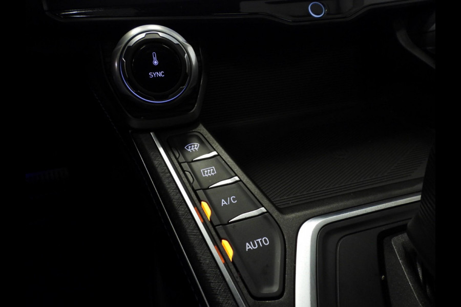 Lynk & Co 01 1.5 PHEV BlackEdition NAVI/360CAM/SCHUIFDAK/LED/20"LMV!