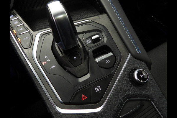 Lynk & Co 01 1.5 PHEV BlackEdition NAVI/360CAM/SCHUIFDAK/LED/20"LMV!