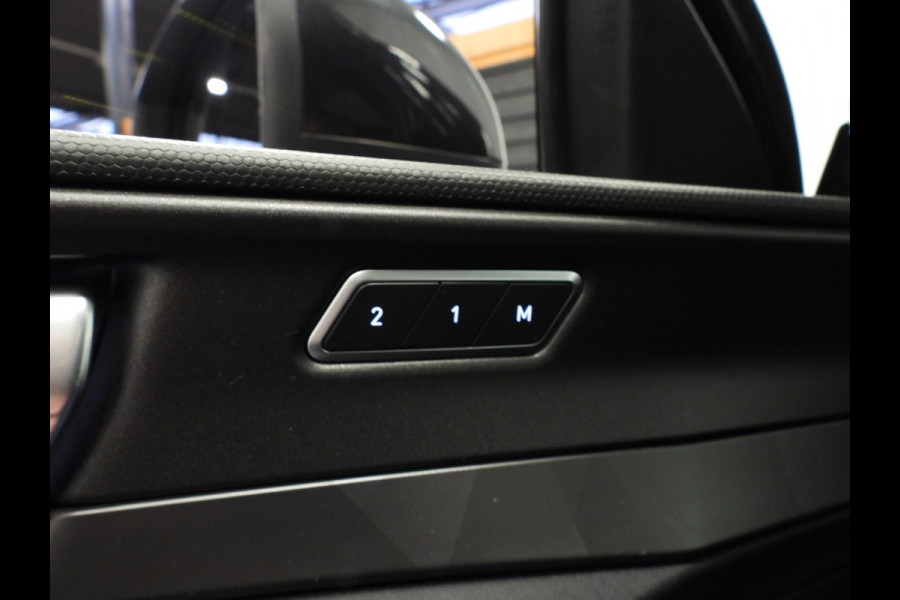 Lynk & Co 01 1.5 PHEV BlackEdition NAVI/360CAM/SCHUIFDAK/LED/20"LMV!