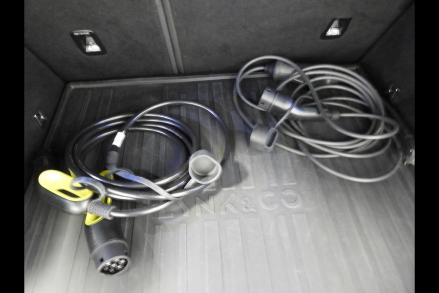 Lynk & Co 01 1.5 PHEV BlackEdition NAVI/360CAM/SCHUIFDAK/LED/20"LMV!