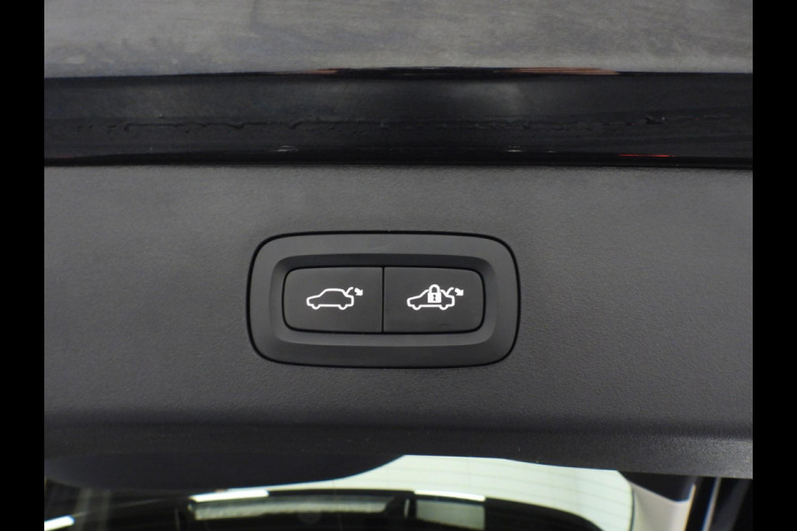 Lynk & Co 01 1.5 PHEV BlackEdition NAVI/360CAM/SCHUIFDAK/LED/20"LMV!