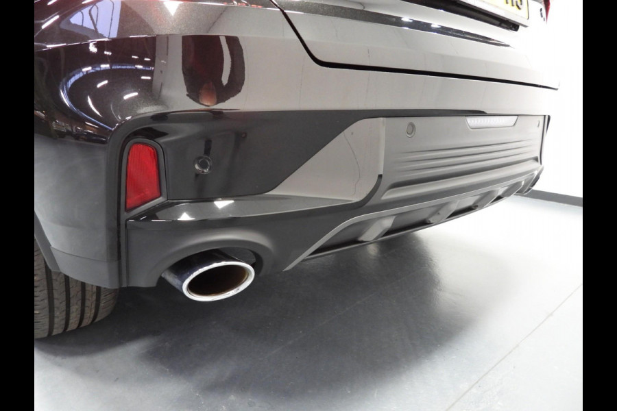 Lynk & Co 01 1.5 PHEV BlackEdition NAVI/360CAM/SCHUIFDAK/LED/20"LMV!