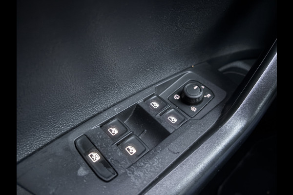 Volkswagen Polo 1.0 TSI Life | Virtual Cockpit | Stoelverwarming | Apple Carplay | Cruise