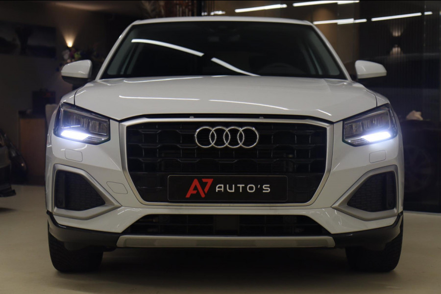 Audi Q2 35 TFSI S Edition CARPLAY/STOELVERWARMING/CAM/NAVI/PARKHULP/VOL