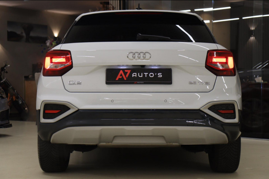 Audi Q2 35 TFSI S Edition CARPLAY/STOELVERWARMING/CAM/NAVI/PARKHULP/VOL