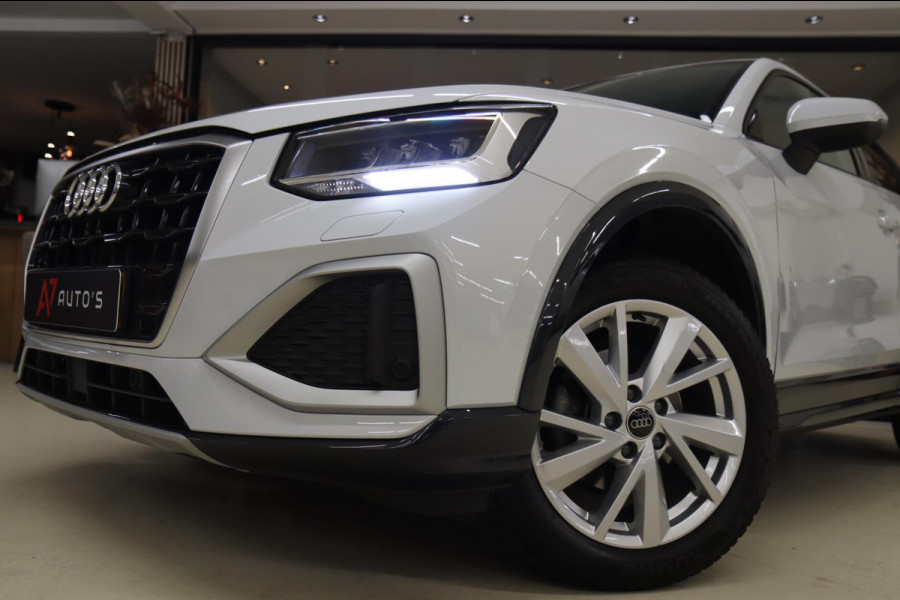 Audi Q2 35 TFSI S Edition CARPLAY/STOELVERWARMING/CAM/NAVI/PARKHULP/VOL