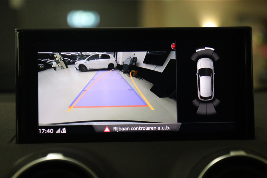 Audi Q2 35 TFSI S Edition CARPLAY/STOELVERWARMING/CAM/NAVI/PARKHULP/VOL