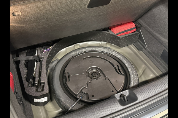 Audi Q2 35 TFSI Advanced edition | Stoelverwarming | Navigatie | Climate control
