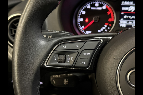 Audi Q2 35 TFSI Advanced edition | Stoelverwarming | Navigatie | Climate control