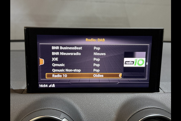 Audi Q2 35 TFSI Advanced edition | Stoelverwarming | Navigatie | Climate control