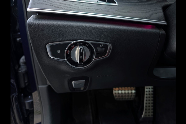 Mercedes-Benz E-Klasse 400d 4Matic Premium Plus - 340 Pk - Euro 6 - Lederen bekleding - ParkeerCamera - Schuif/Kanteldak