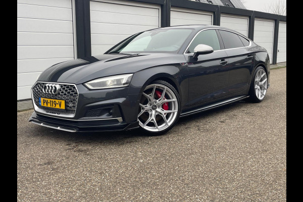 Audi A5 Sportback 2.0 TFSI MHEV Sport 290 PK RS5 uitgevoerd
