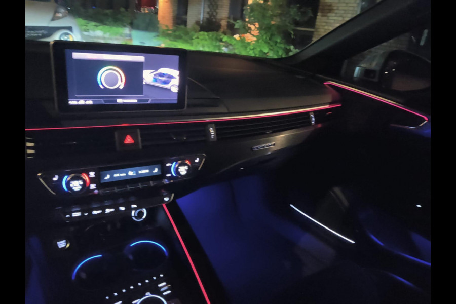 Audi A5 Sportback 2.0 TFSI MHEV Sport 290 PK RS5 uitgevoerd