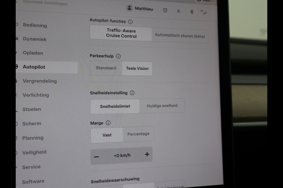 Tesla Model Y LONG RANGE AWD 75 kWh 351 PK BTW + 360 CAMERA | PANORAMA | AUTOPILOT | LEDER  STOELVERW. V+A